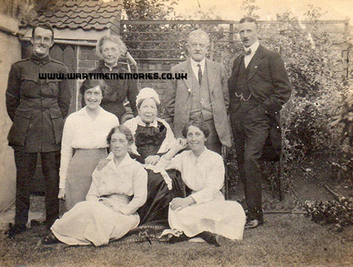 Clifford Tomlinson with his family on 1st of August 1915.